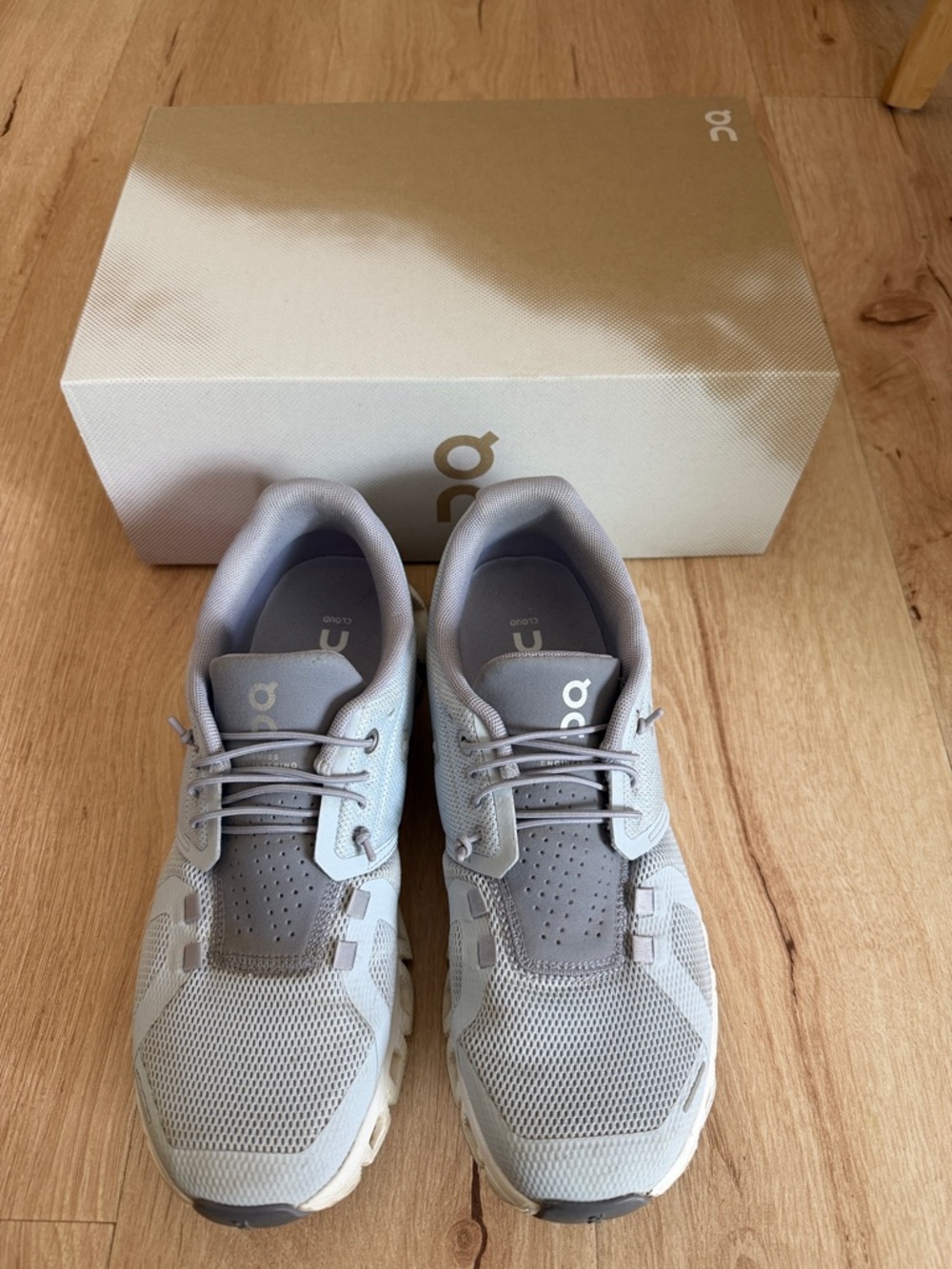 Women QC Cloud 5 Sneakers